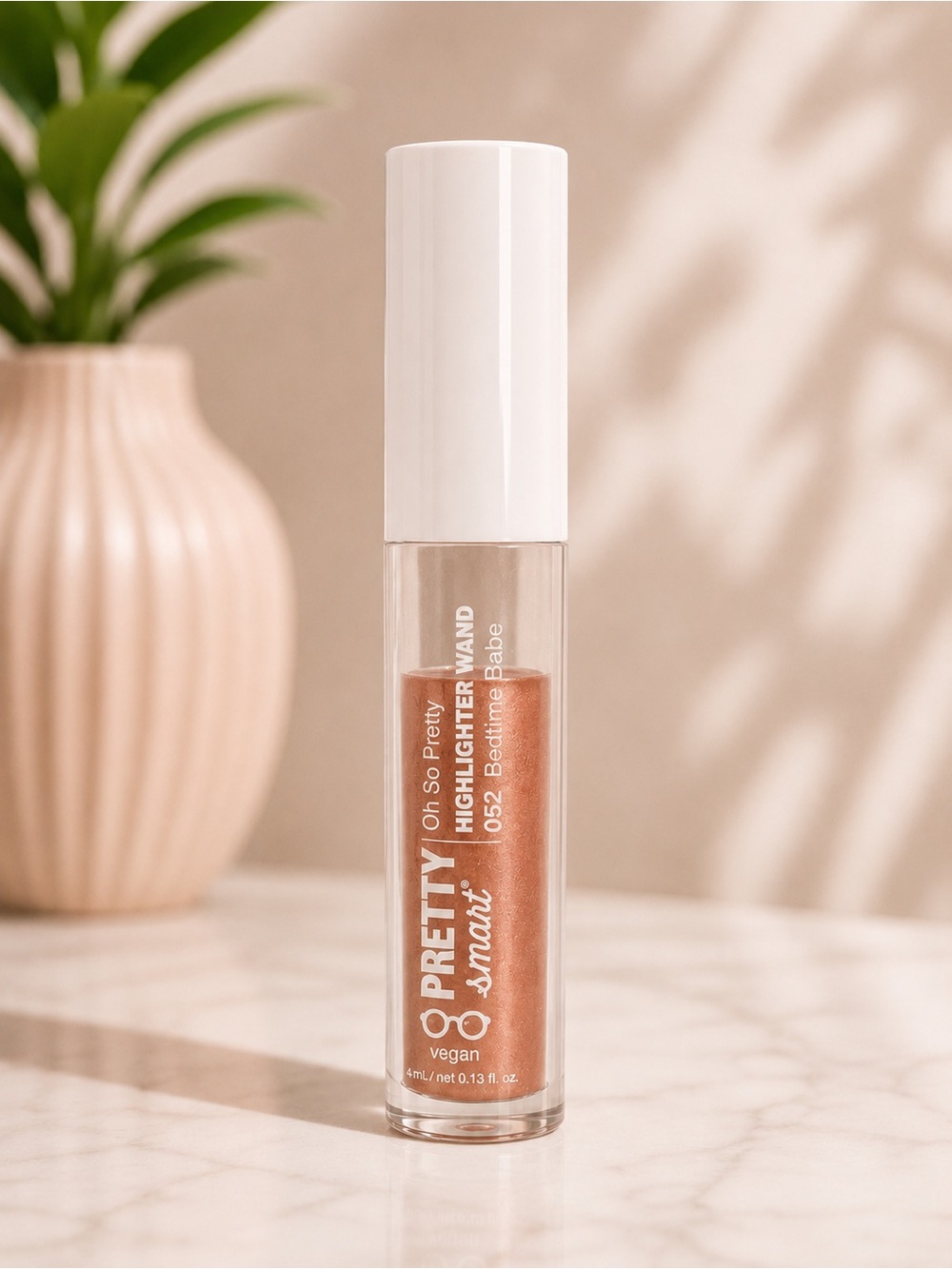 Oh So Pretty Highlighter Wand - 052 Bedtime Babe (Peachy Gold)